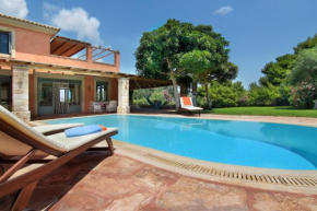 Отель Vouliagmeni Villa  Афины